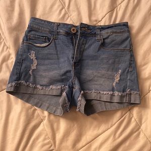 Super cute Shorts. Great length, not too short. Tight fit. Mid waist
